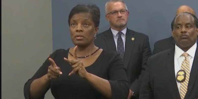 Tampa Police Spokesperson on Fake Sign Language Interpreter: ‘I Let Her In’