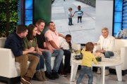 Ellen Meets Adorable Viral Hugging Toddlers