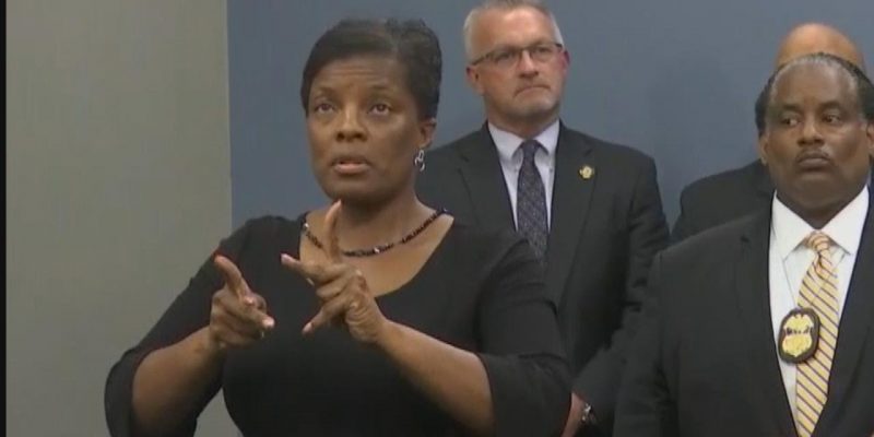 Tampa Police Spokesperson on Fake Sign Language Interpreter: ‘I Let Her In’