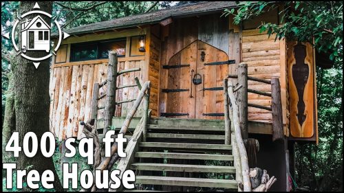 Magical Adult-Sized Tree House That Looks Like a Hobbit Hole
